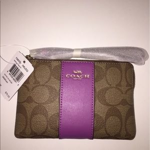 NWT Coach Corner Zip Wristlet